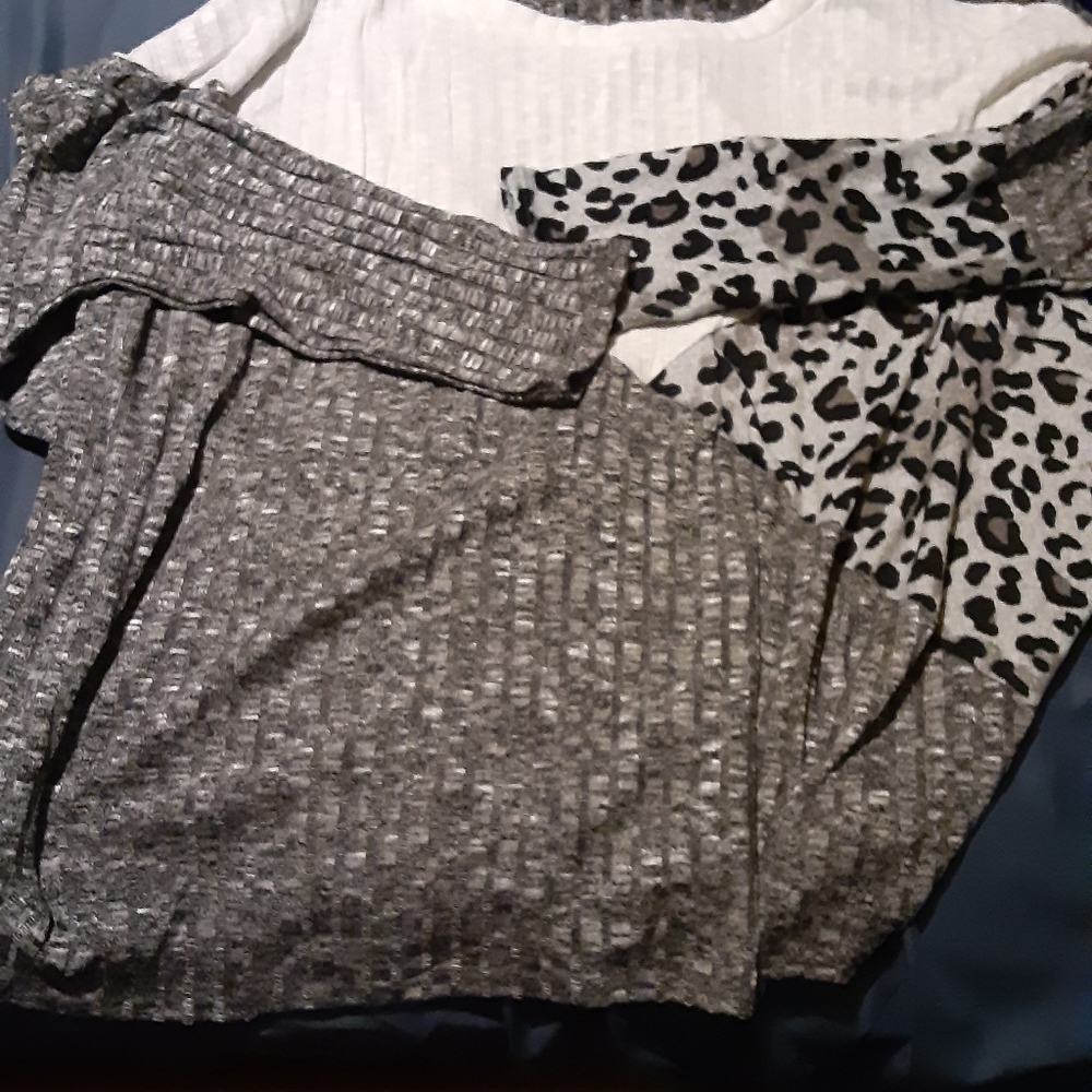 COPY - Grey leopard top